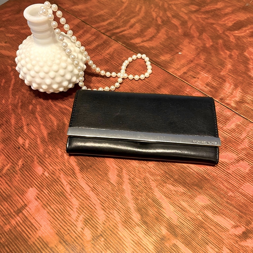 Black Michael Kors wallet